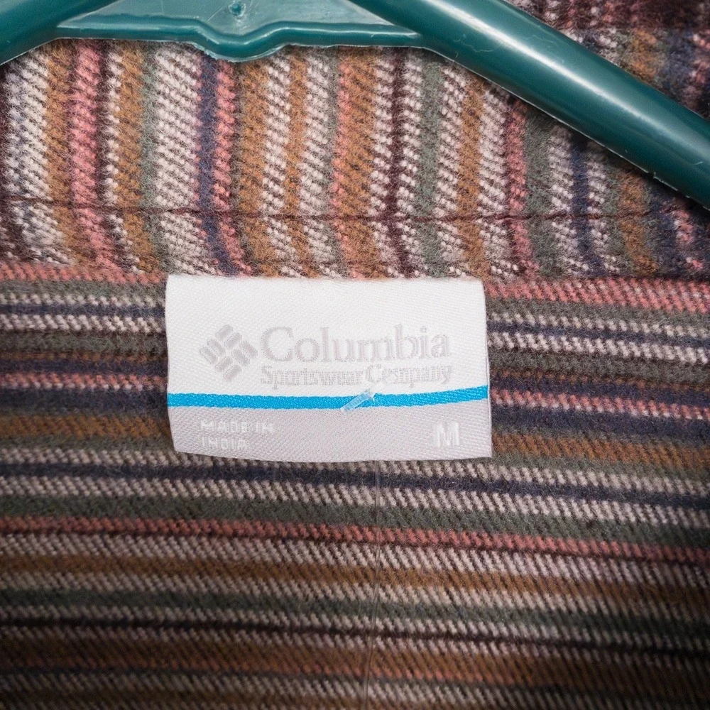 COLUMBIA Women's Calico Basin Shirt‎ Jacket Size Medium Stripe Regular Fit - Picture 2 of 16
